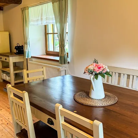 Amalka Holiday home Marsov nad Metuji